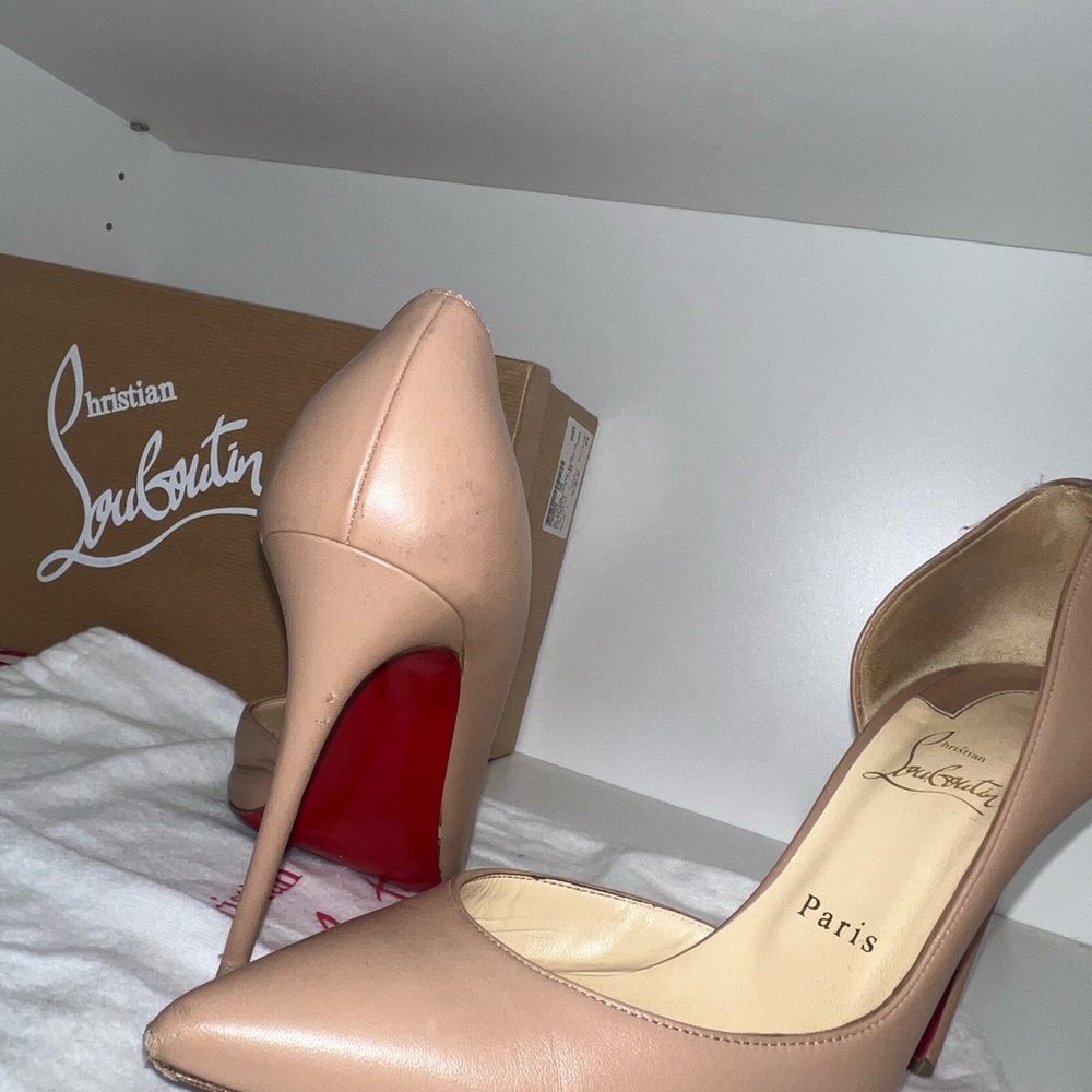 Christian Louboutin heels size 9/39EU